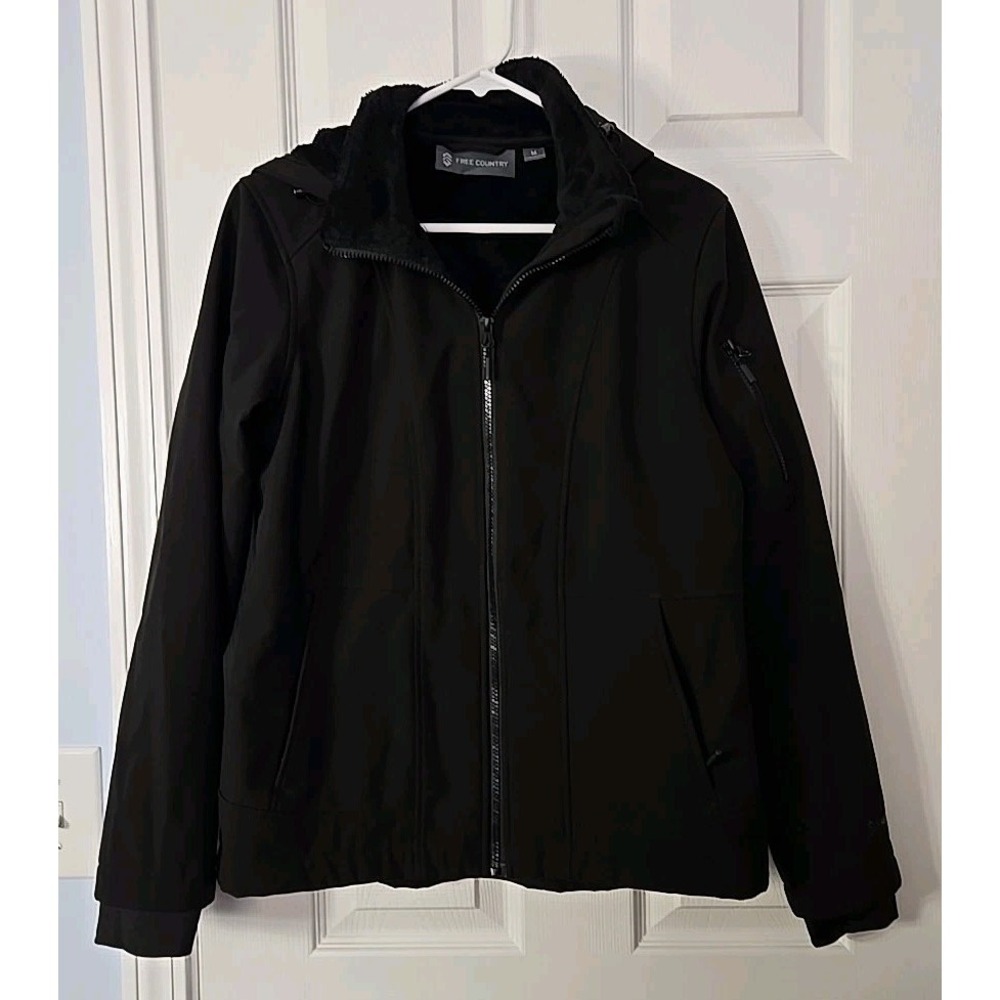 Free County Womans Hooded Black Zipup Jacket‎ Size Medium